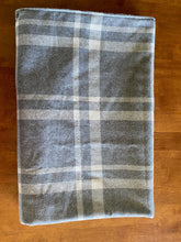 Load image into Gallery viewer, Tippet/Poncho