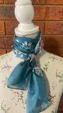 Load image into Gallery viewer, Silk Wild Rags & Neck Ties