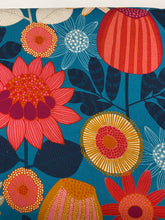 Load image into Gallery viewer, Linen & Drill Neck Wrap