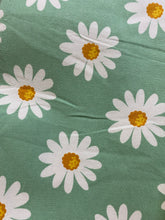Load image into Gallery viewer, Egg Apron - Kids